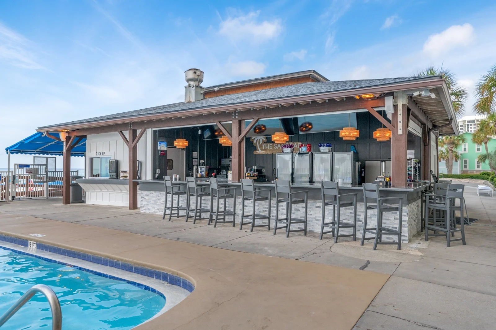 Affordable vacation rentals Panama City Beach Florida with pool bar and Gulf Coast views